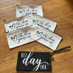 THE skin you’re in set of 5 Pouches Set plus 1